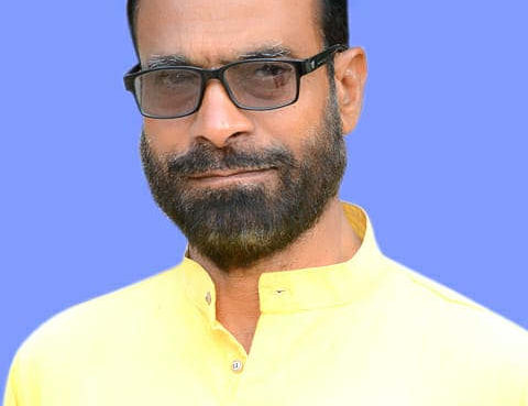 नित्रुड ग्रामपंचायतीवर २५ वर्षे लालबावटा; काॅ. दत्ता डाके यांचा आजही ‘करिश्मा’ कायम