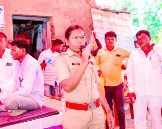 डाॅ.बाबासाहेब आंबेडकर डोक्यावर नाही, डोक्यात घेण्याचा विषय