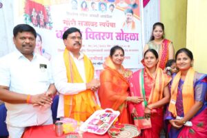 ‘सर्व जग सुंदर बनवण्याची शक्ती महिलांमध्ये’