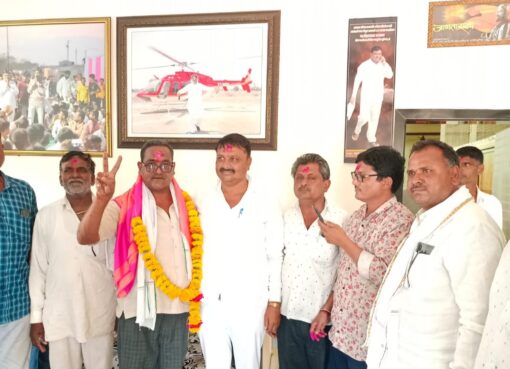 राजेवाडी सेवा सोसायटीवर मोहन जगताप यांचा कब्जा