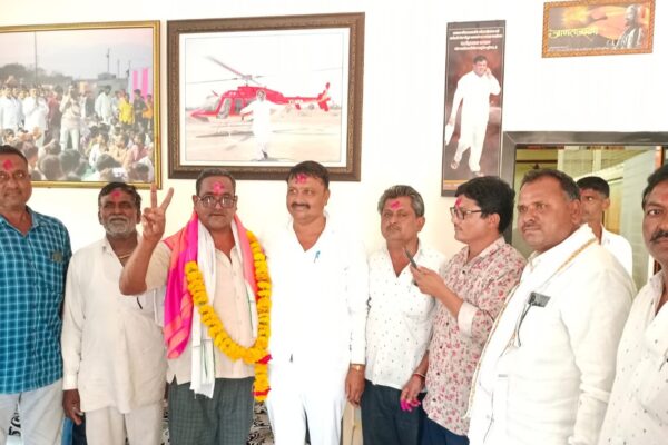 राजेवाडी सेवा सोसायटीवर मोहन जगताप यांचा कब्जा