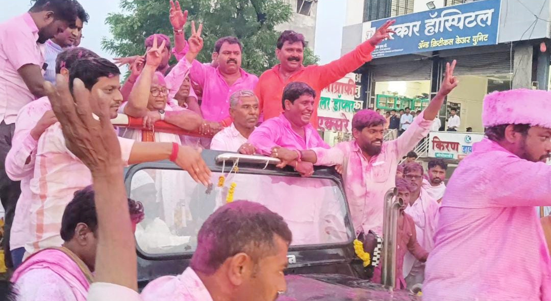 वडवणीत सिंग इज किंग!