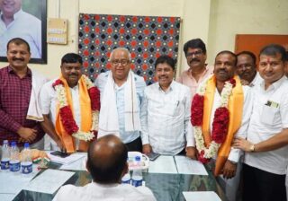 आमदार प्रकाश सोळंकेंनी दिली निष्ठावंतांना संधी