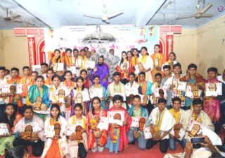 सद्गुरू श्री मिस्किन स्वामी मठातर्फे शैक्षणिक मदतीचा महाजागर