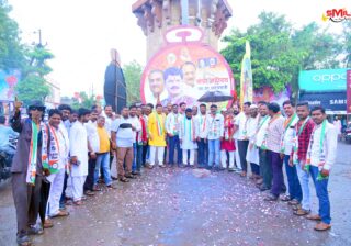 मंत्री धनंजय मुंडेंना कृषी खाते मिळाल्याने परळीत जल्लोष