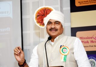 वसंत मुंडे यांनी उपस्थित केलेले पत्रकारांचे प्रश्न विधान परिषदेत मांडू