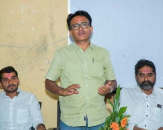 अॅड.राज पाटील यांच्या सामाजिक बांधिलकीचा राज्यपातळीवर सन्मान 