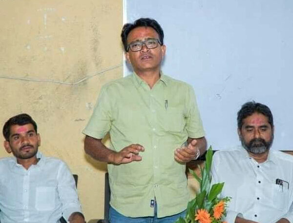 अॅड.राज पाटील यांच्या सामाजिक बांधिलकीचा राज्यपातळीवर सन्मान 