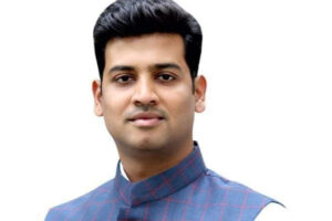 पाथरीत आज खासदार डॉ.श्रीकांत शिंदे यांच्या उपस्थितीत भव्य नोकरी महोत्सव
