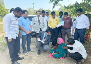 लोकन्यायालय ‘वृद्ध महिलेच्या दारी’
