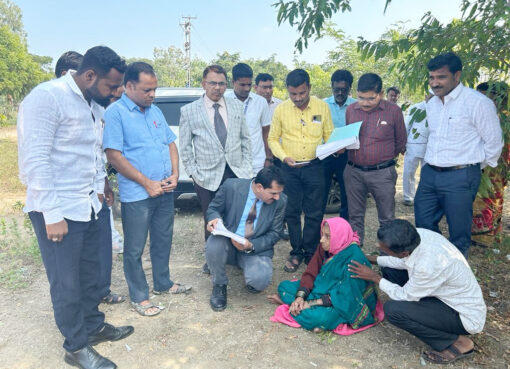 लोकन्यायालय ‘वृद्ध महिलेच्या दारी’