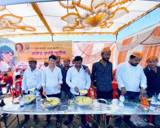 मराठा आरक्षण सभेनिमित्त बीड येथे आरोग्यसेवक बाजीराव चव्हाण यांचा पुढाकार