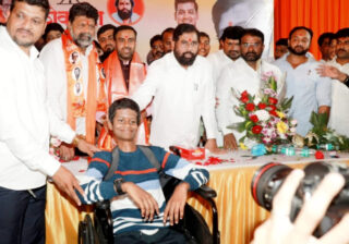 आरोग्यसेवक बाजीराव चव्हाण यांची सामाजिक बांधिलकी