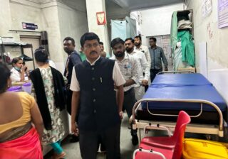 चंद्रपुरात ४०० जणांना विषबाधा; शिवसेना धावली मदतीला