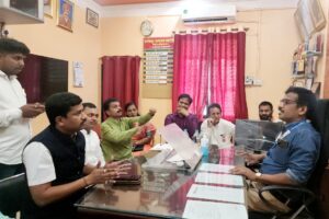 मुख्यमंत्री वैद्यकीय अर्जावरील तालुका अधीक्षकांच्या स्वाक्षरीचा मार्ग मोकळा