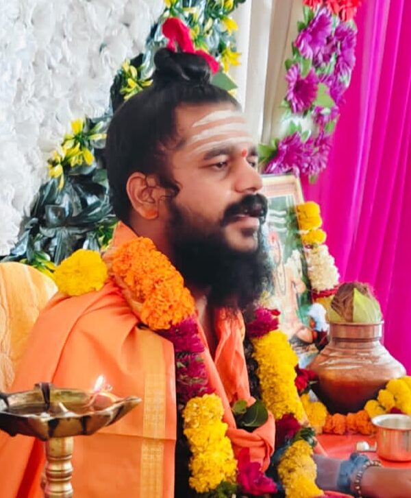 तपोनुष्ठानानंतर श्रीगुरू चंद्रशेखर शिवाचार्य महाराजांचे जंगी स्वागत