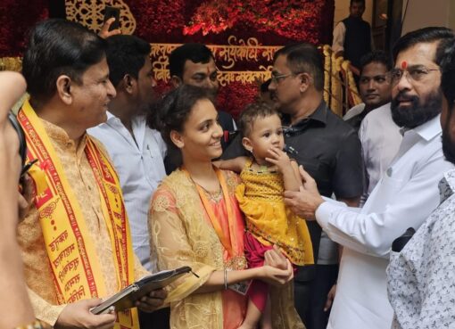 महाराष्ट्राच्या मुख्यमंत्रीपदी पुन्हा एकनाथजी शिंदेच विराजमान व्हावेत..! 