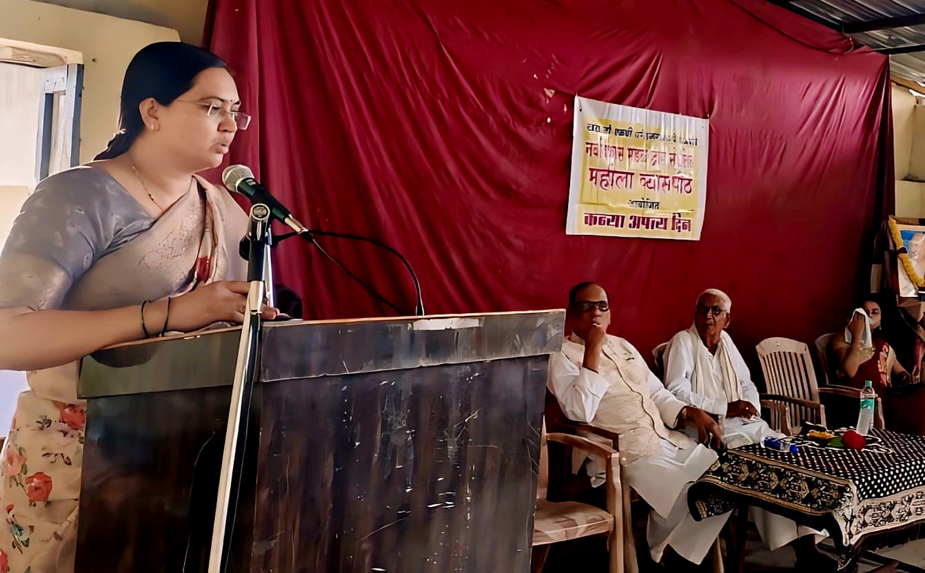 महिलांनी स्वरक्षणाकरिता सक्षम व्हावे : ॲड.आरती कांडूरे