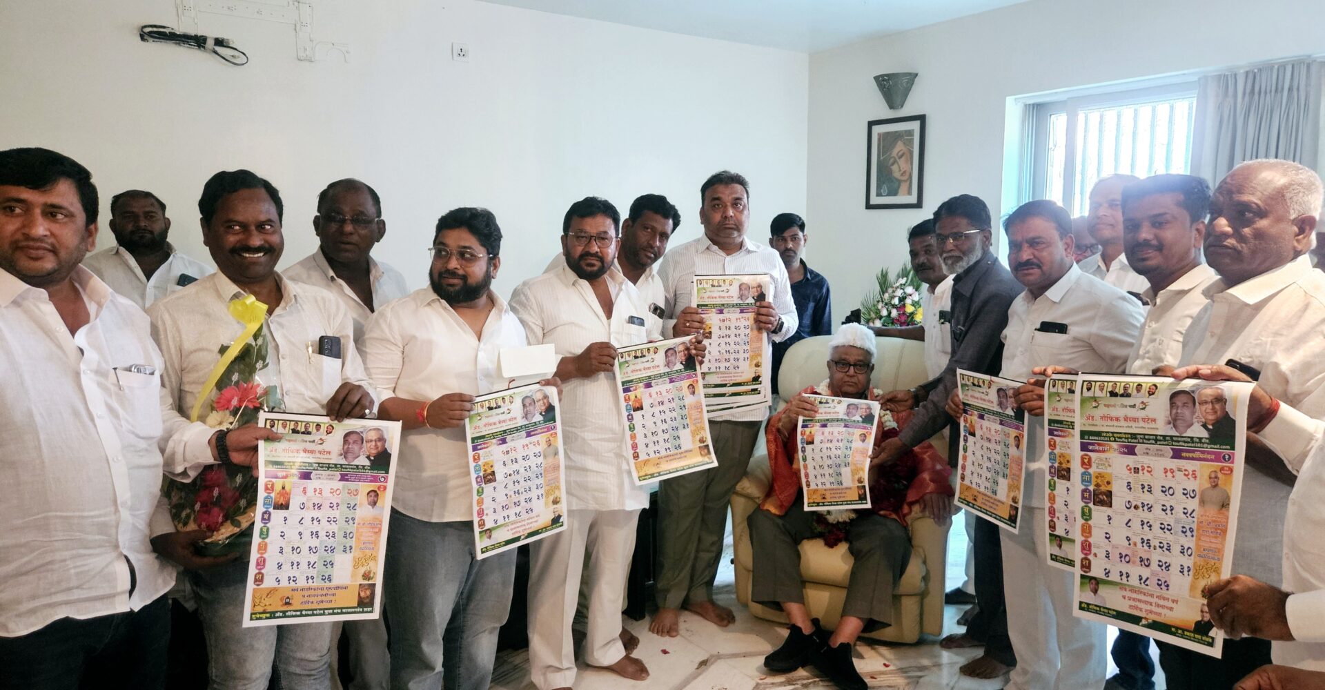 तौफीक पटेल युवा मंचच्या दिनदर्शिकेचे आमदार सोळंकेंच्या हस्ते लोकार्पण