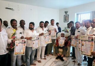 तौफीक पटेल युवा मंचच्या दिनदर्शिकेचे आमदार सोळंकेंच्या हस्ते लोकार्पण