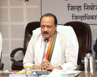 बीडचे राजकीय वातावरण सकारात्मक करण्यासाठी पुढाकार घेण्याची गरज 