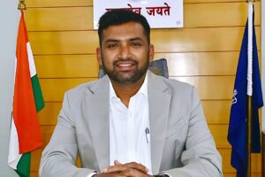 विवेक जॉन्सन यांनी स्विकारला बीड जिल्हाधिकारी पदाचा पदभार
