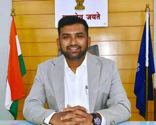 विवेक जॉन्सन यांनी स्विकारला बीड जिल्हाधिकारी पदाचा पदभार