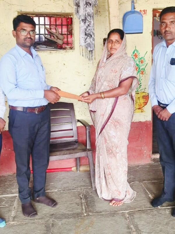 संकटात सापडलेल्या कुटुंबासाठी सोनेतारण खात्यावरील अपघाती विमा ठरला ‘संजीवनी’