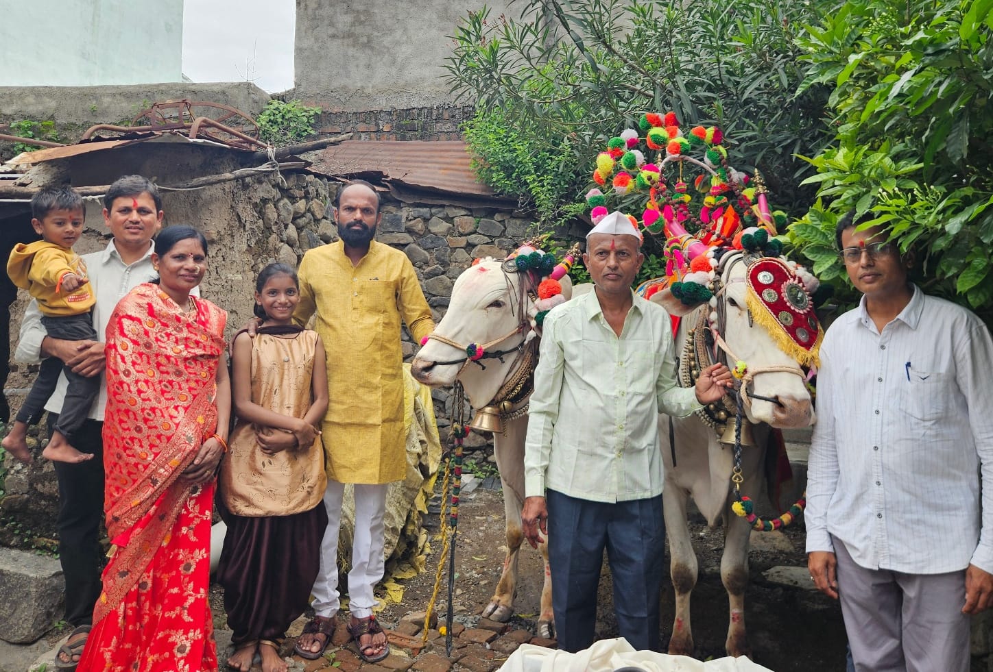 माजलगावात पारंपारिक पध्दतीने बैलपोळ्याची मिरवणूक उत्साहात