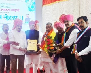 श्री मंगलनाथ मल्टीस्टेटचे अध्यक्ष आर.जी.कानडे जीवन गौरव पुरस्काराने सन्मानित