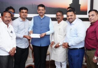 मराठवाड्यातील पूरग्रस्तांसाठी मंगेश चिवटेंचा मदतीचा हात!