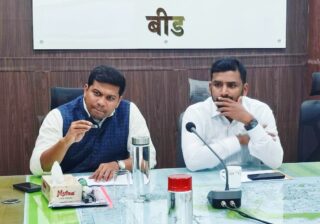 शासकीय योजनांचा लाभ दिव्यांग व्यक्तींना वेळेत मिळवून द्या