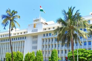 थेट निवडून आलेल्या नगराध्यक्षांना आता मतदानाचा अधिकार