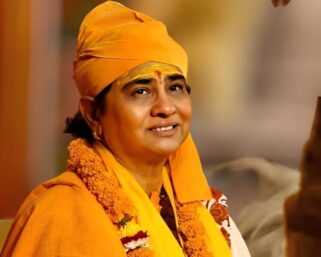 माजलगावात श्री श्री १००८ महामंडलेश्वर माँ कनकेश्वरी देवींची शिवमहापुराण कथा