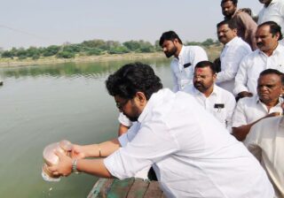 अजितदादांच्या अस्थींचे मंजरथ येथे विसर्जन