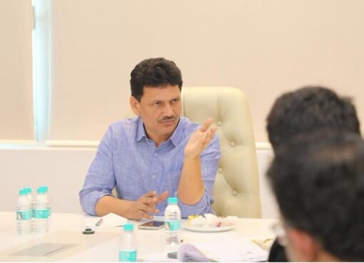 आरोग्य विमा क्लेममध्ये अडथळे चालणार नाहीत; रूग्ण केंद्रबिंदू ठेवून सेवा द्या : मंत्री प्रकाश आबिटकर