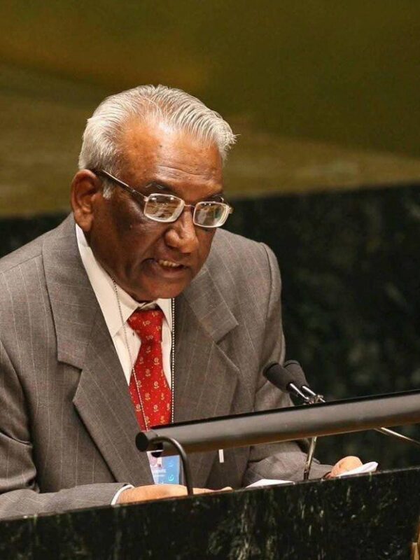विद्वत्तेचा दीपस्तंभ मालवला : प्रा.डॉ.जनार्दन वाघमारे यांचे निधन