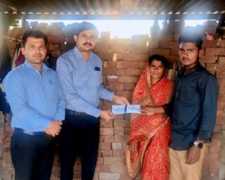 तुळजाभवानी अर्बनकडून मानवतेचा आदर्श