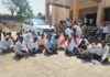माजलगावात जिल्हाधिकाऱ्यांचे वाहन दोन तास अडवले