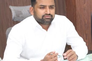 वडवणी तालुक्यात ‘संपूर्णता अभियान २.०’चा आढावा