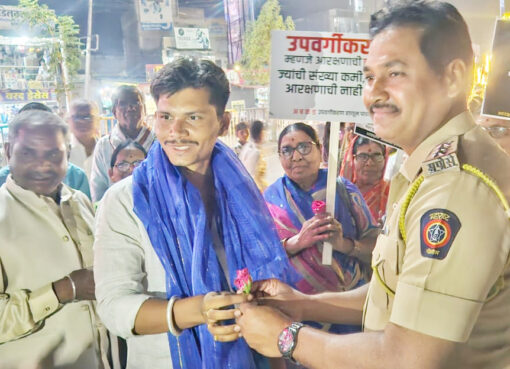 माजलगावात डीजेमुक्त मिरवणूक; तीन मंडळांचा पोलिसांकडून सन्मान