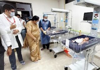 बैठकांपासून रुग्णालयापर्यंत… सुनेत्रा पवारांच्या ‘ॲक्शन मोड’ने बीडमध्ये उमटवली छाप