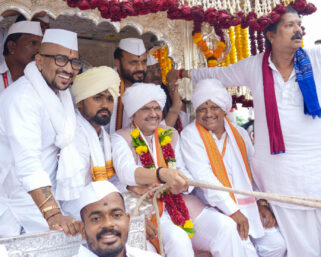 ‘राज्यात सर्वत्र चांगला पाऊस पडू दे, शेतकरी सुखी राहू दे’; माऊली चरणी मुख्यमंत्र्यांचे साकडे