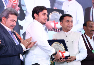 ओंकार शुगर ग्रुपला ‘इंडस्ट्री एक्सलन्स अवॉर्ड’