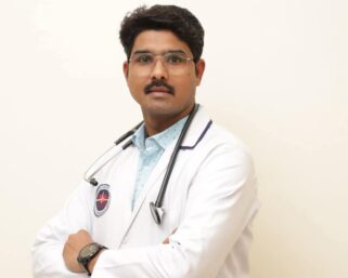 वेळेत उपचार अन् वाचला जीव; डॉ.राधाकिसन डाके यांनी दिले जीवनदान